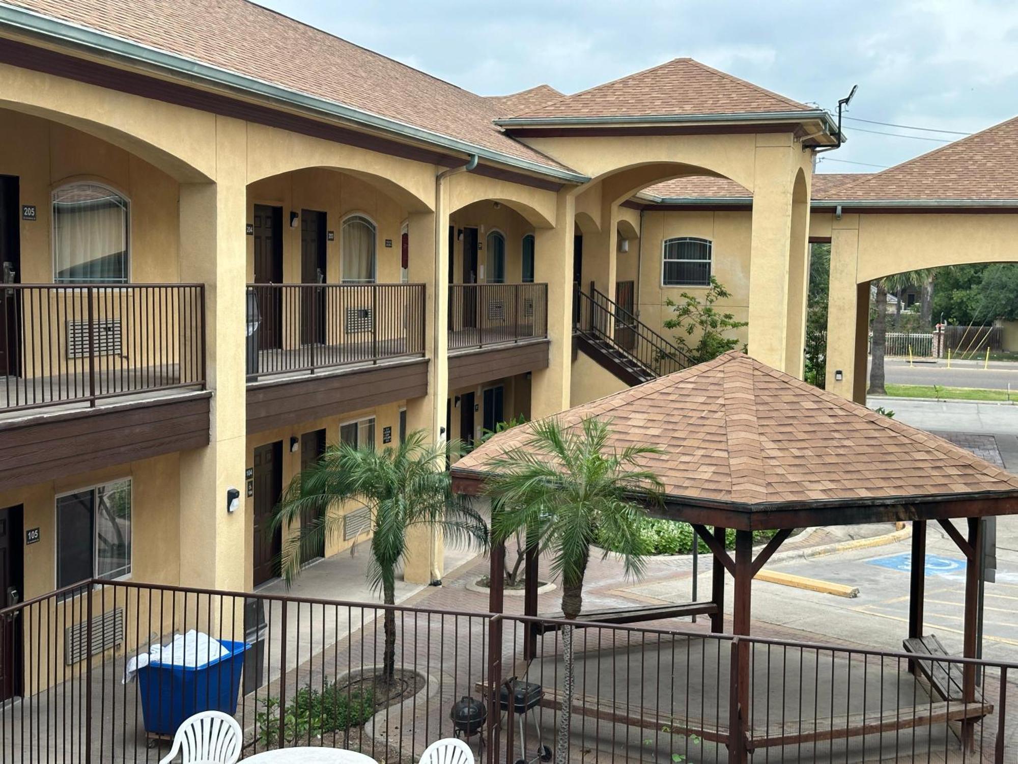 Texas Inn And Suites Rgv Edinburg Extérieur photo